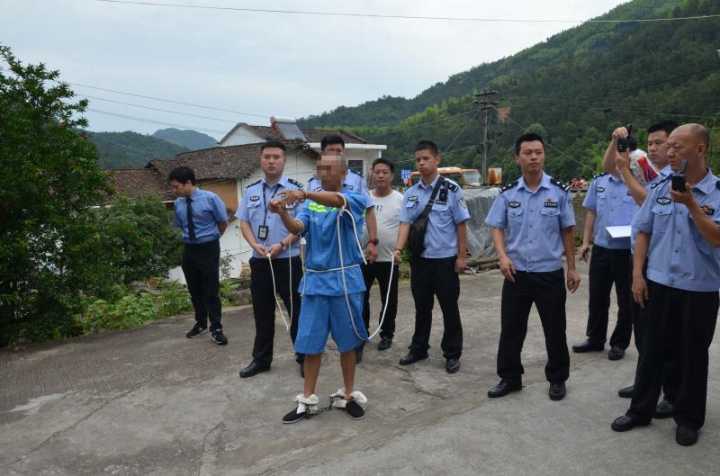 扛不住穷和病,潜逃21年的杀人逃犯徒步回乡自首
