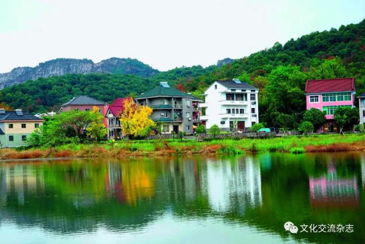 范围大致与杭州转塘街道(转塘与龙坞)双浦镇(袁浦与周浦)相一致,附近