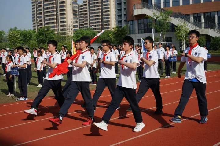 精彩校运会|开幕式主题聚焦红色,丁蕙实验中学师生