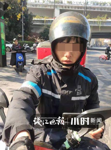 曝光杭州交警对外卖骑手不文明交通行为说不排在前两位的是