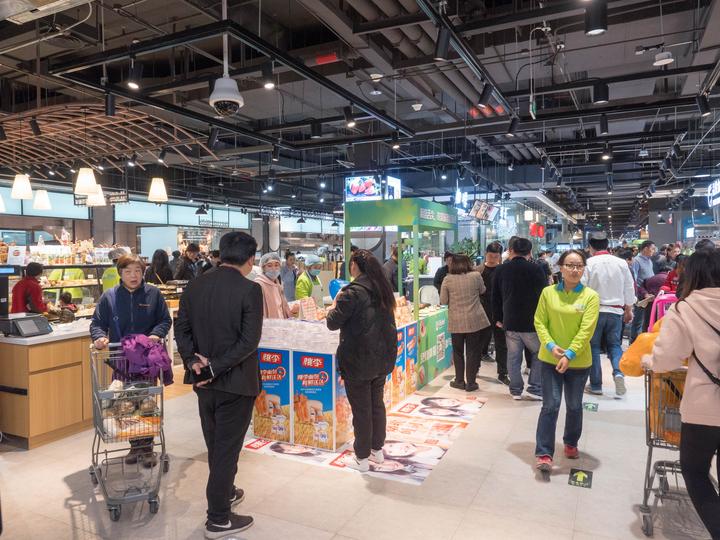 宝能零售将同时推进三大业态,包括仓储式会员店东市西市,精选超市