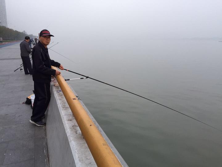 钱塘江边新设221个垂钓位钓鱼爱好者们又有新阵地啦
