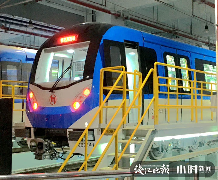 杭州地铁6号线开通图片
