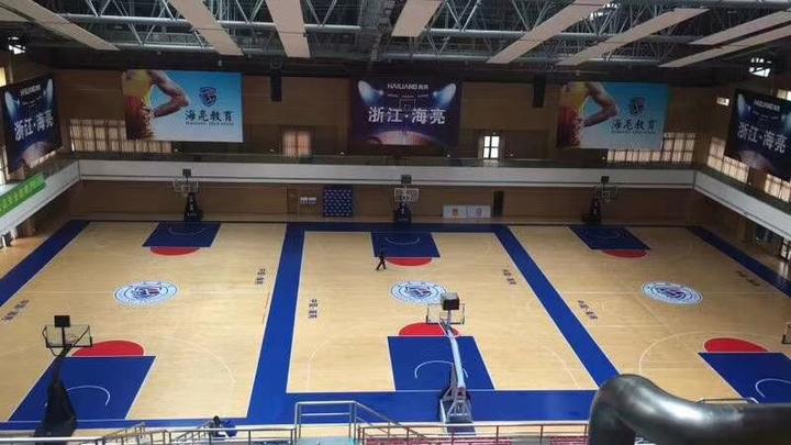 暨阳体育中心篮球馆图片