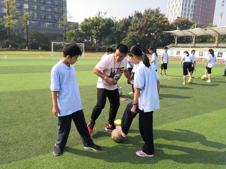 全市中學生體測第一杭州錢塘區這所中學是如何做到的