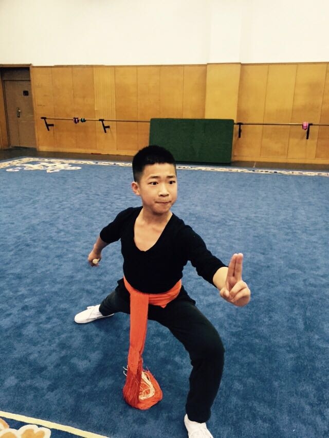 武戏演员频频受伤林为林面对学生纠结了