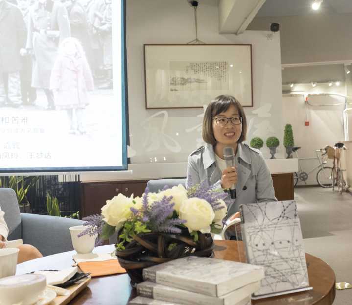 作为儿童心理学专家,马凤玲从孩子和心理的角度,给读书会带来不同的