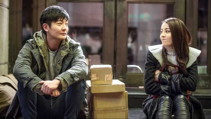 郭京飞迪丽热巴21克拉谈钱说爱