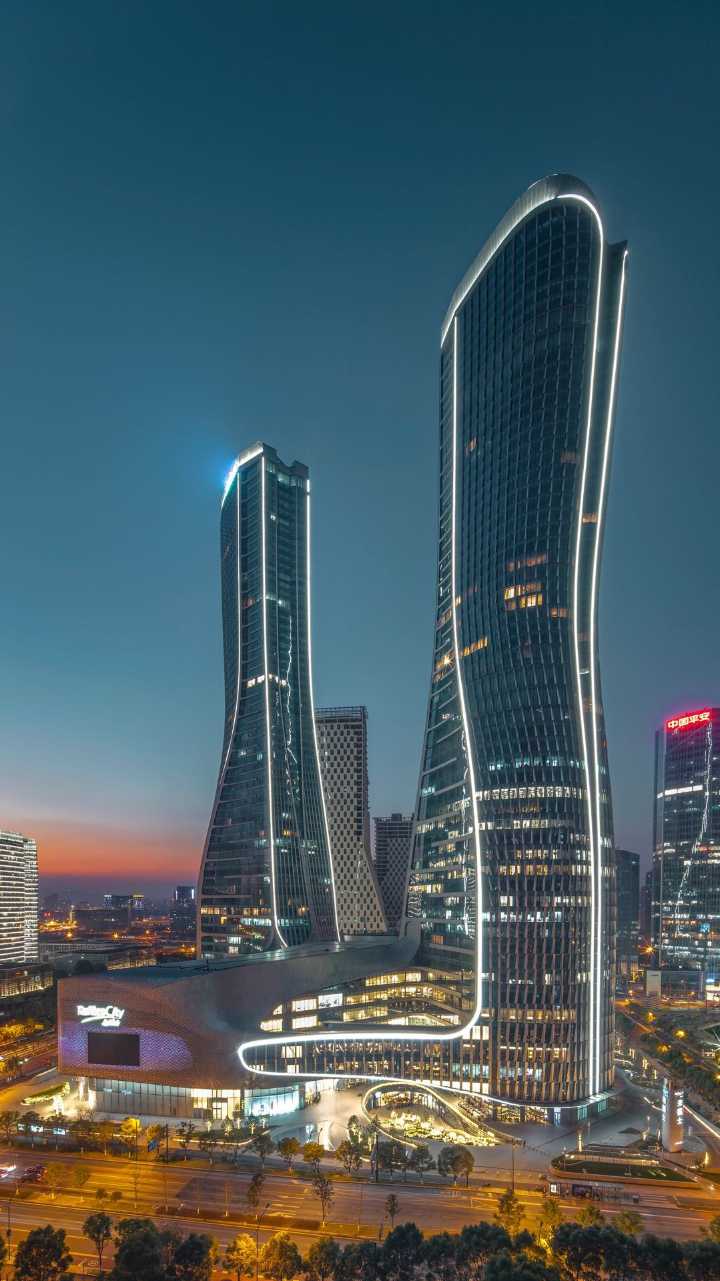 杭州上空惊现太空飞船航拍大片引发建筑摄影斗图